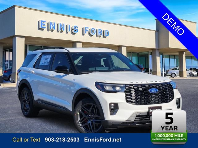 New 2026 Ford Explorer ST-Line w/ ST-Line Street Pack RWD video 1