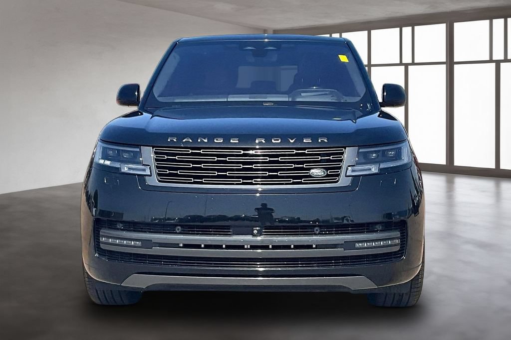 Used 2023 Land Rover Range Rover SE AWD/4WD image 3