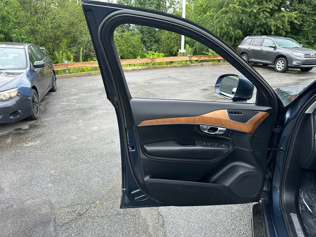 Used 2023 Volvo XC90 B6 Plus w/ Protection Package Premier AWD/4WD image 25