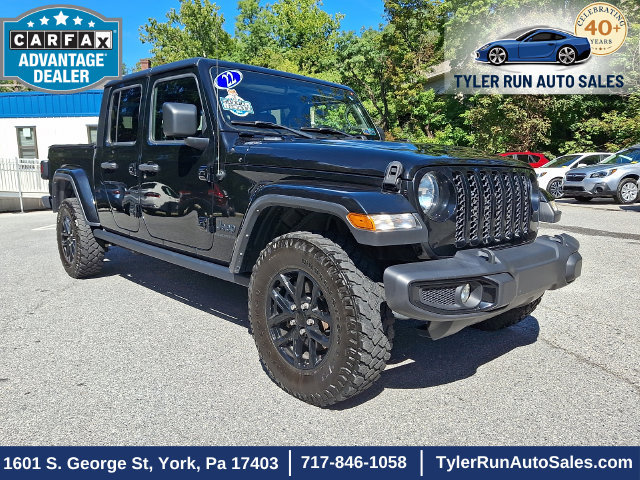 Used 2022 Jeep Gladiator Sport AWD/4WD image 1