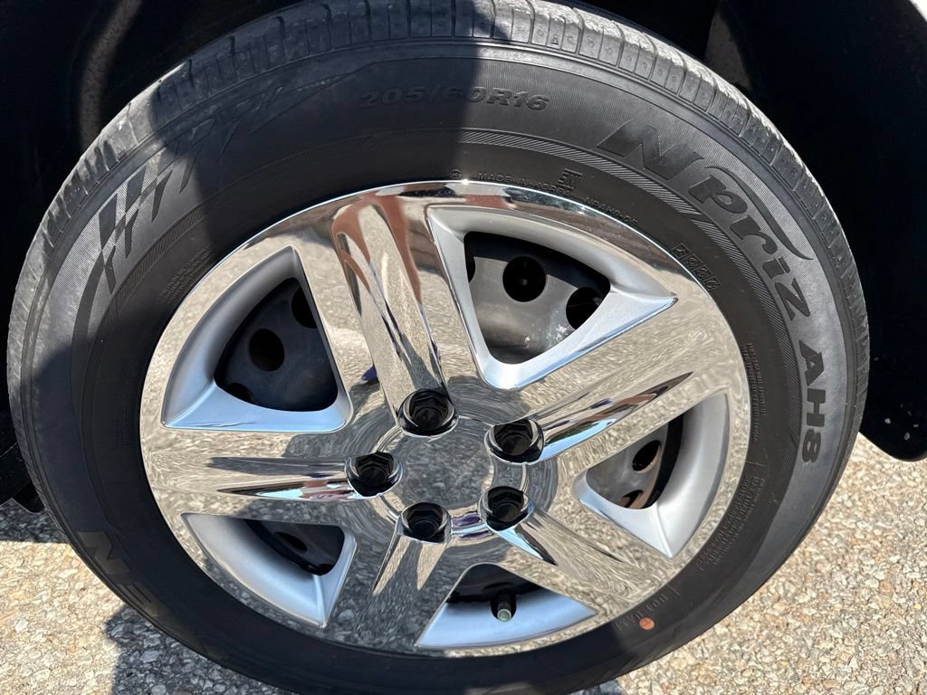 Used 2022 Kia Soul LX FWD image 9