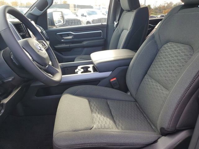 New 2026 RAM 1500 4x4 Crew Cab image 13