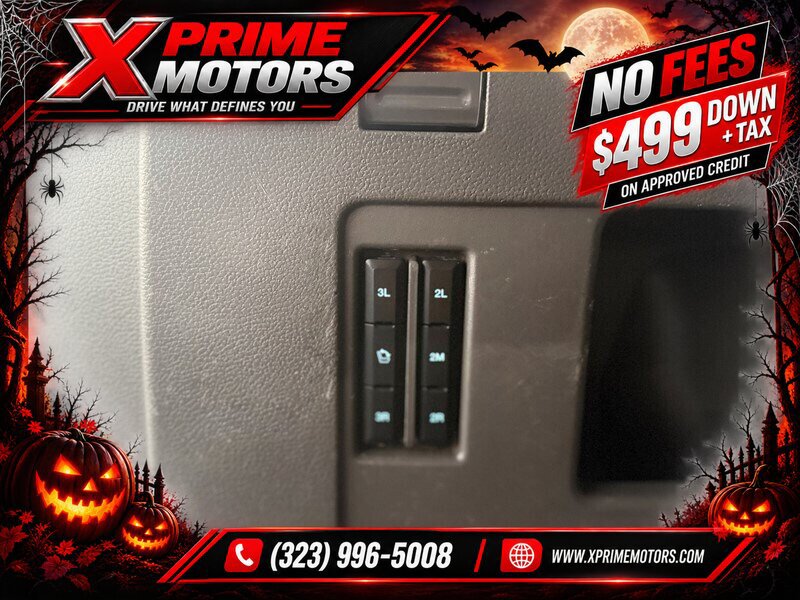 Used 2019 Ford Expedition XLT w/ Equipment Group 202A AWD/4WD image 15