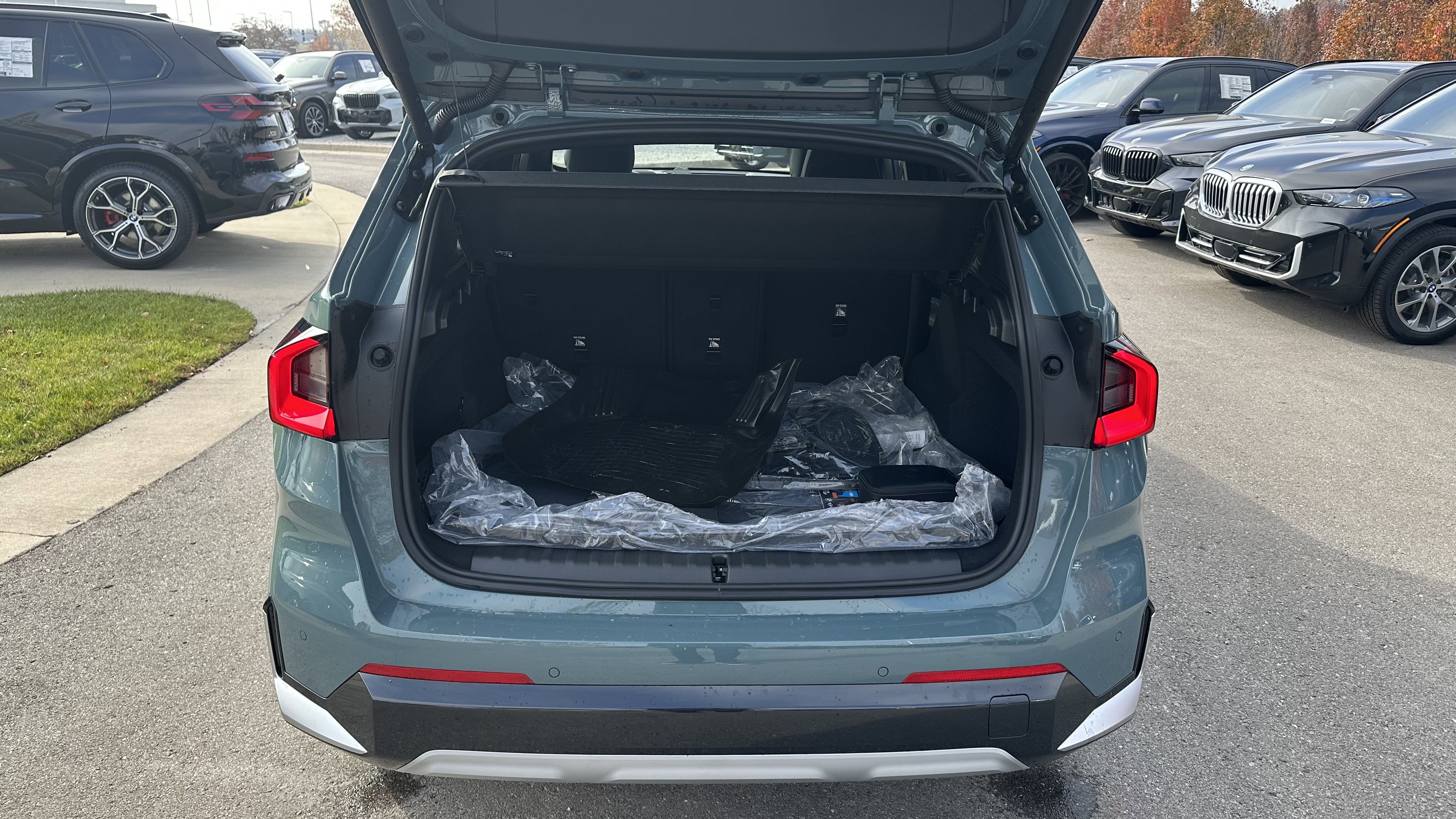 Used 2026 BMW X1 xDrive28i w/ Technology Package AWD/4WD image 30