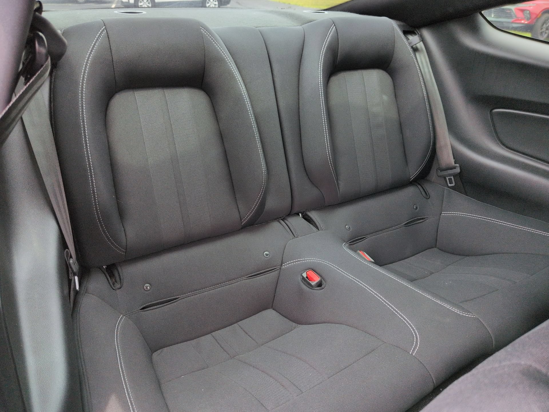 Used 2021 Ford Mustang Coupe RWD image 25