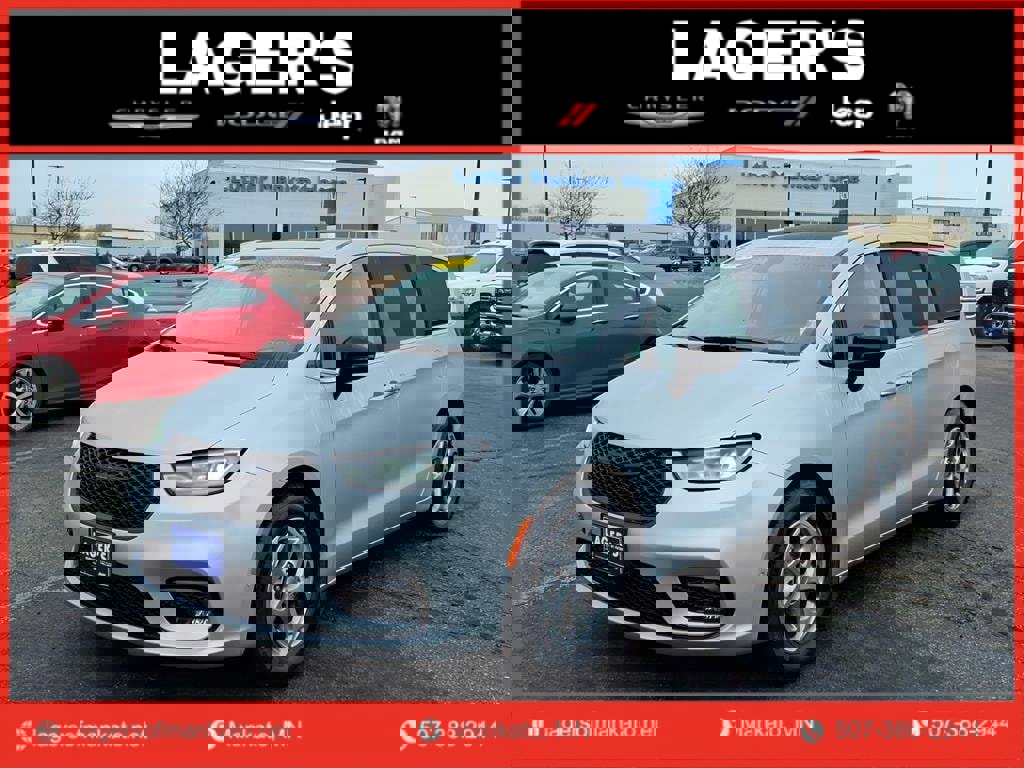 Used 2024 Chrysler Pacifica Limited