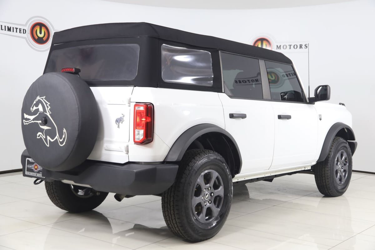 Used 2023 Ford Bronco Big Bend AWD/4WD image 3