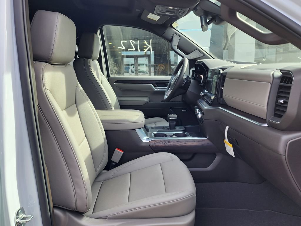 New 2026 GMC Sierra 1500 SLT w/ SLT Premium Plus Package image 38