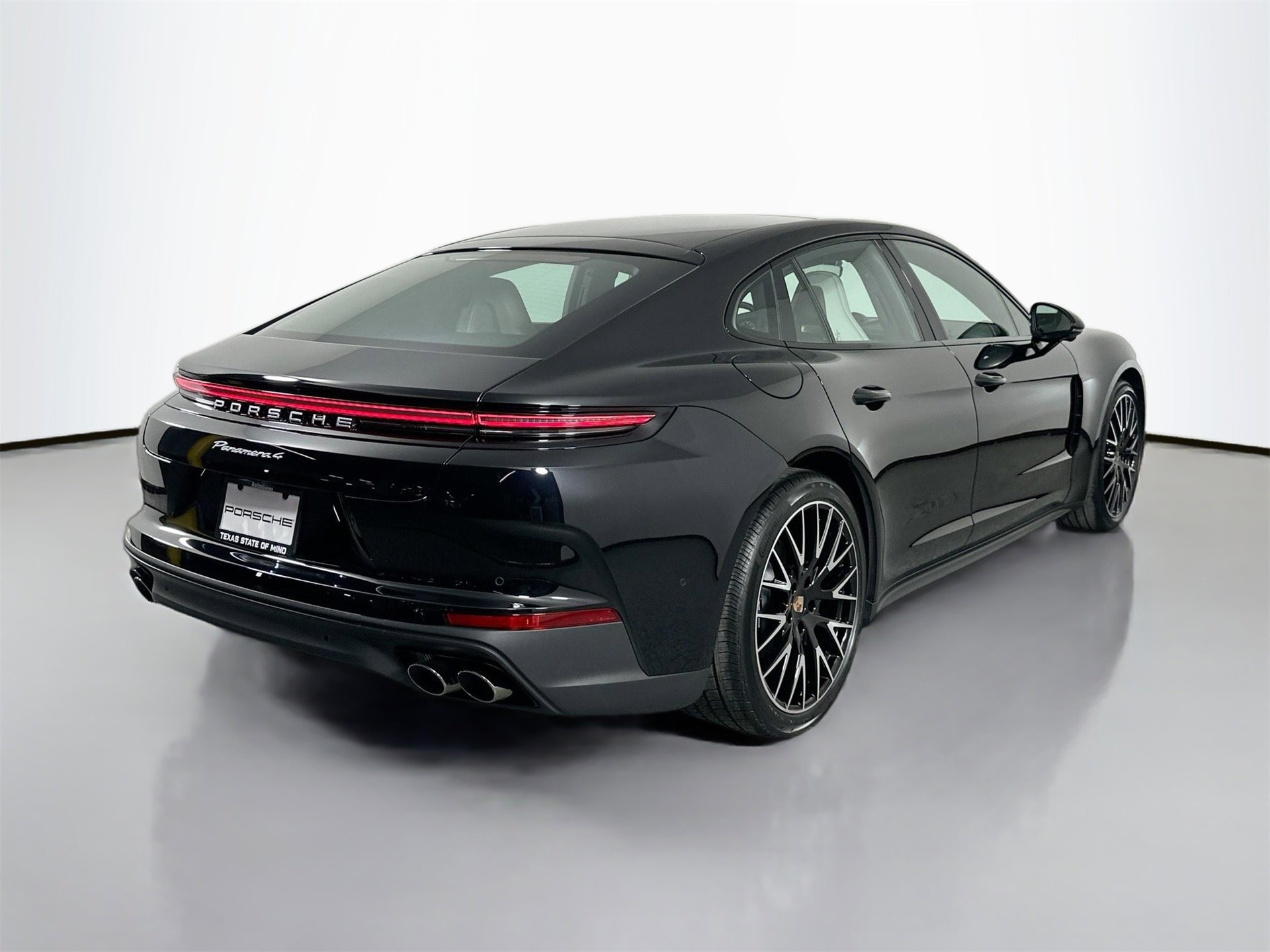 New 2026 Porsche Panamera 4 image 7