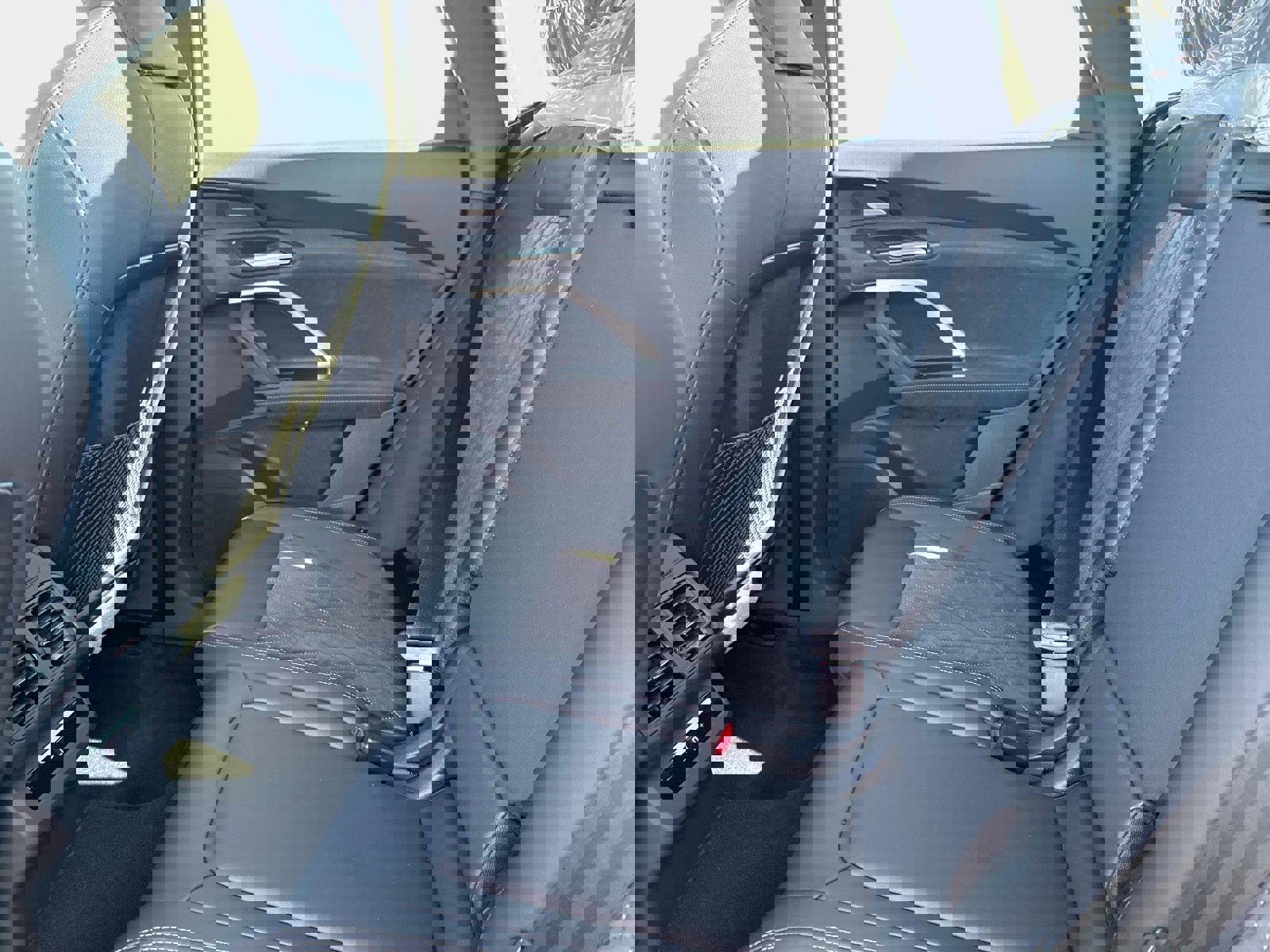 New 2025 Audi SQ5 Premium Plus image 13