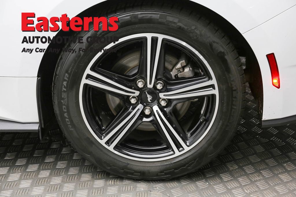 Used 2025 Ford Mustang EcoBoost image 8