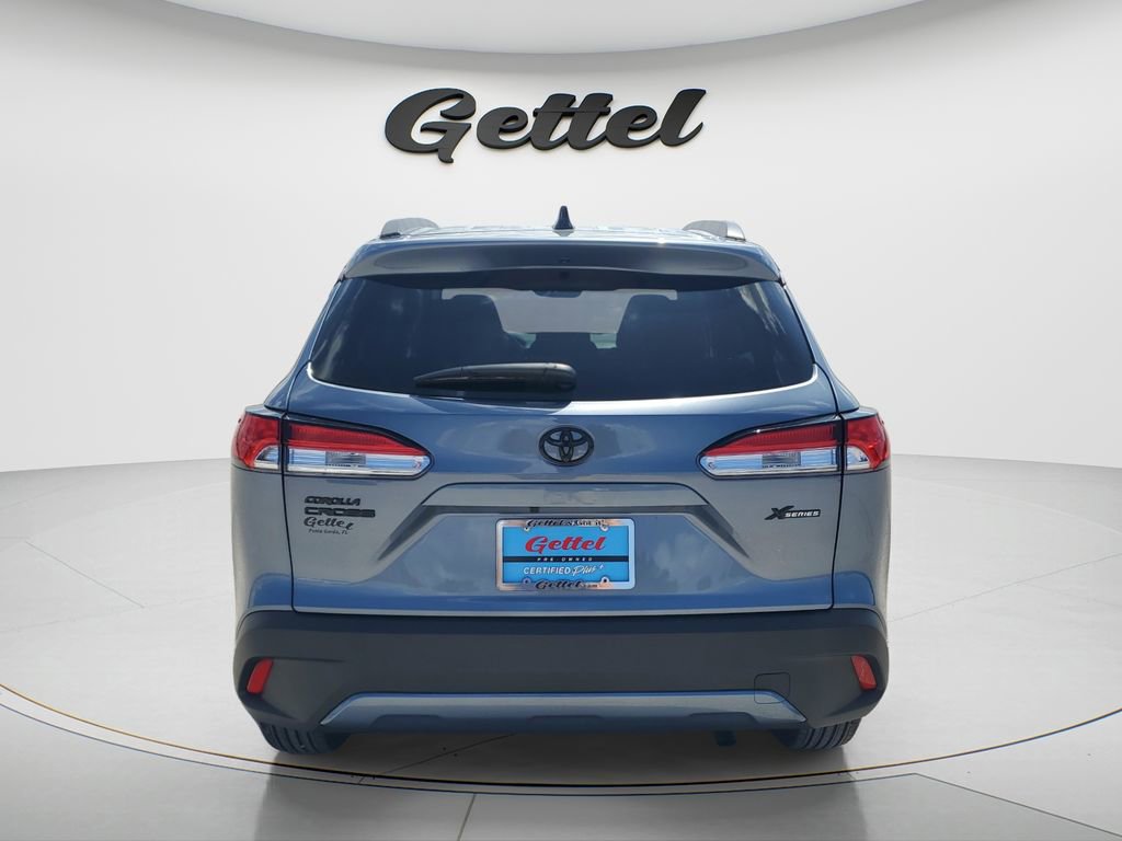 Certified 2025 Toyota Corolla Cross LE image 5