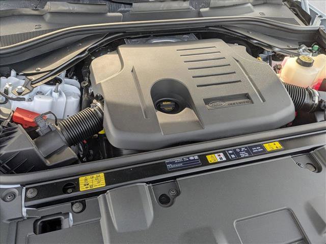 New 2026 Land Rover Range Rover Long Wheelbase SE image 18