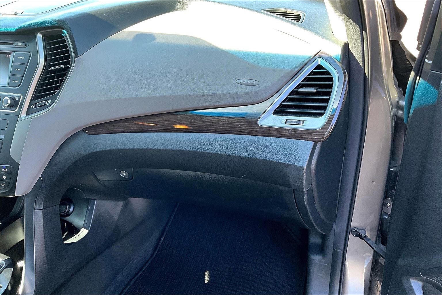 Used 2018 Hyundai Santa Fe Sport FWD image 26