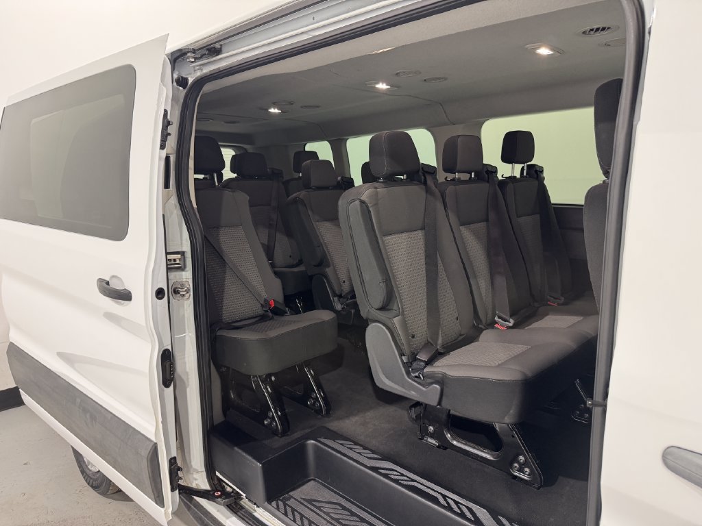 Used 2025 Ford Transit 350 XLT RWD image 22
