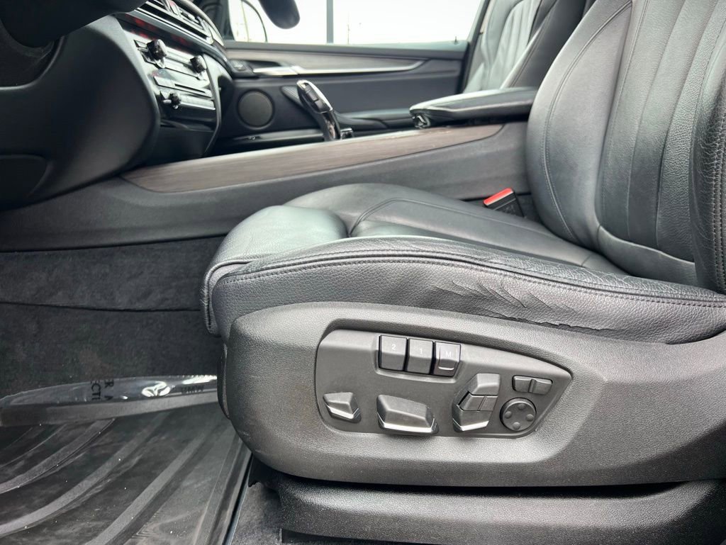 Used 2014 BMW X5 xDrive50i AWD/4WD image 39