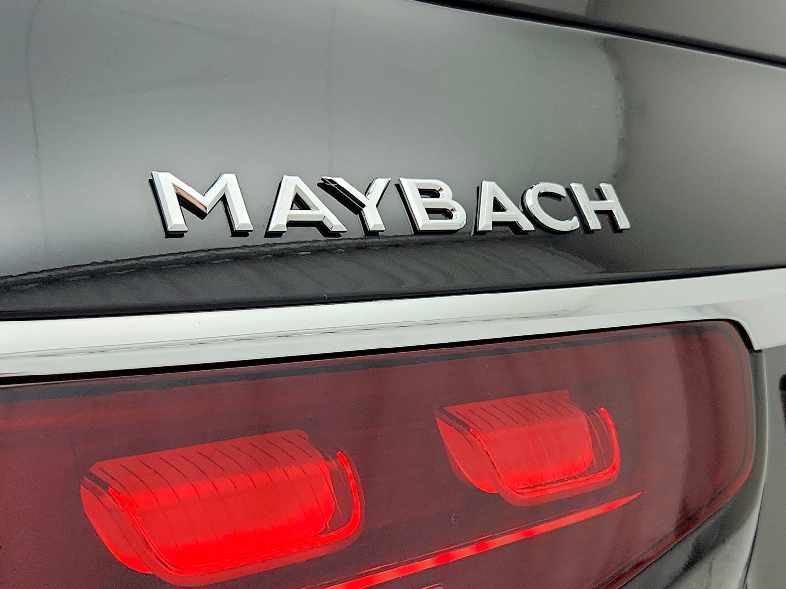 New 2026 Mercedes-Benz Maybach GLS 600 4MATIC image 23