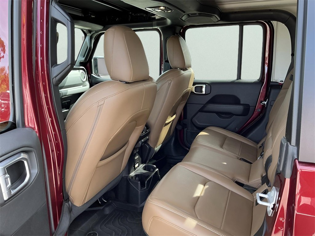 Used 2021 Jeep Gladiator Overland image 31