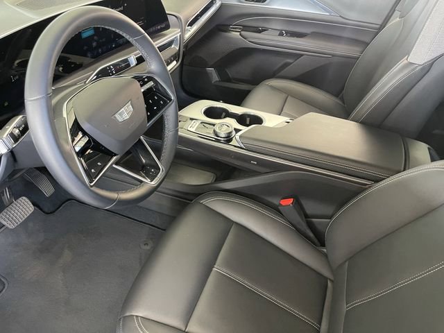 Used 2024 Cadillac Lyriq Tech AWD/4WD image 21