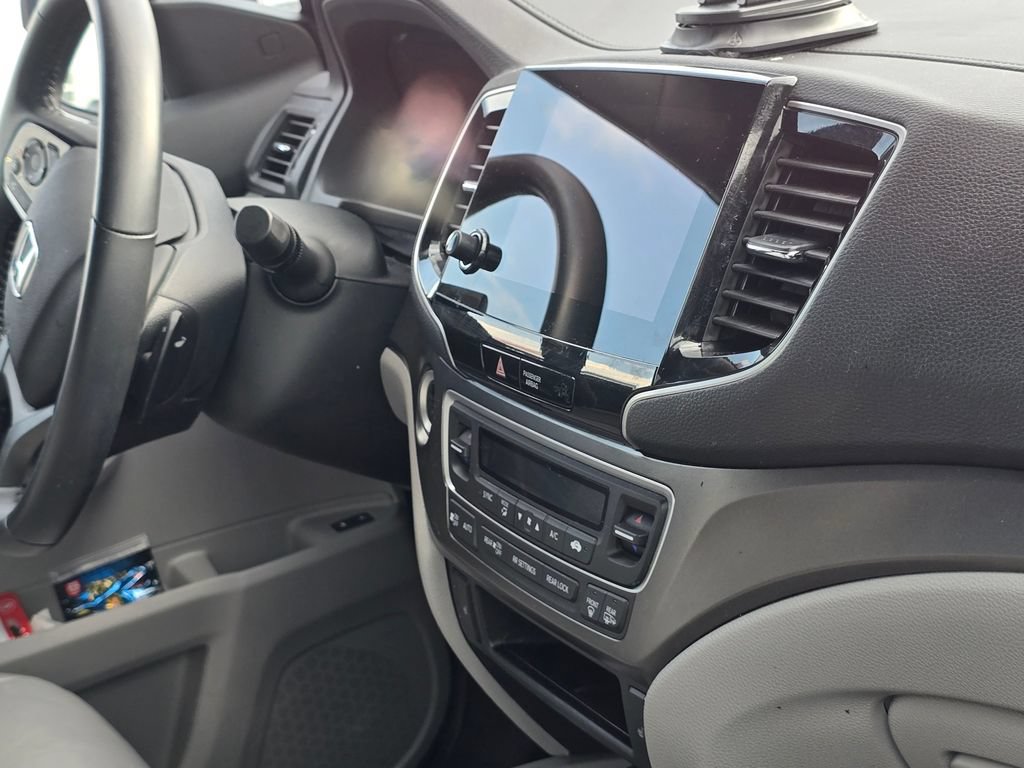Used 2022 Honda Pilot Special Edition image 16