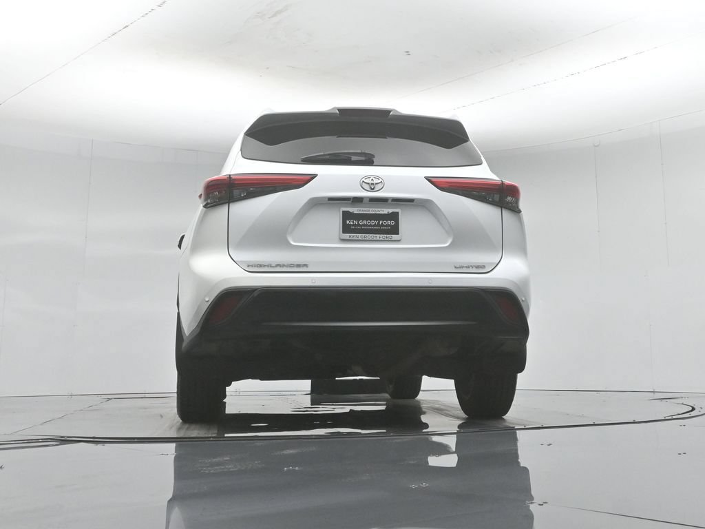 Used 2022 Toyota Highlander Limited FWD image 56