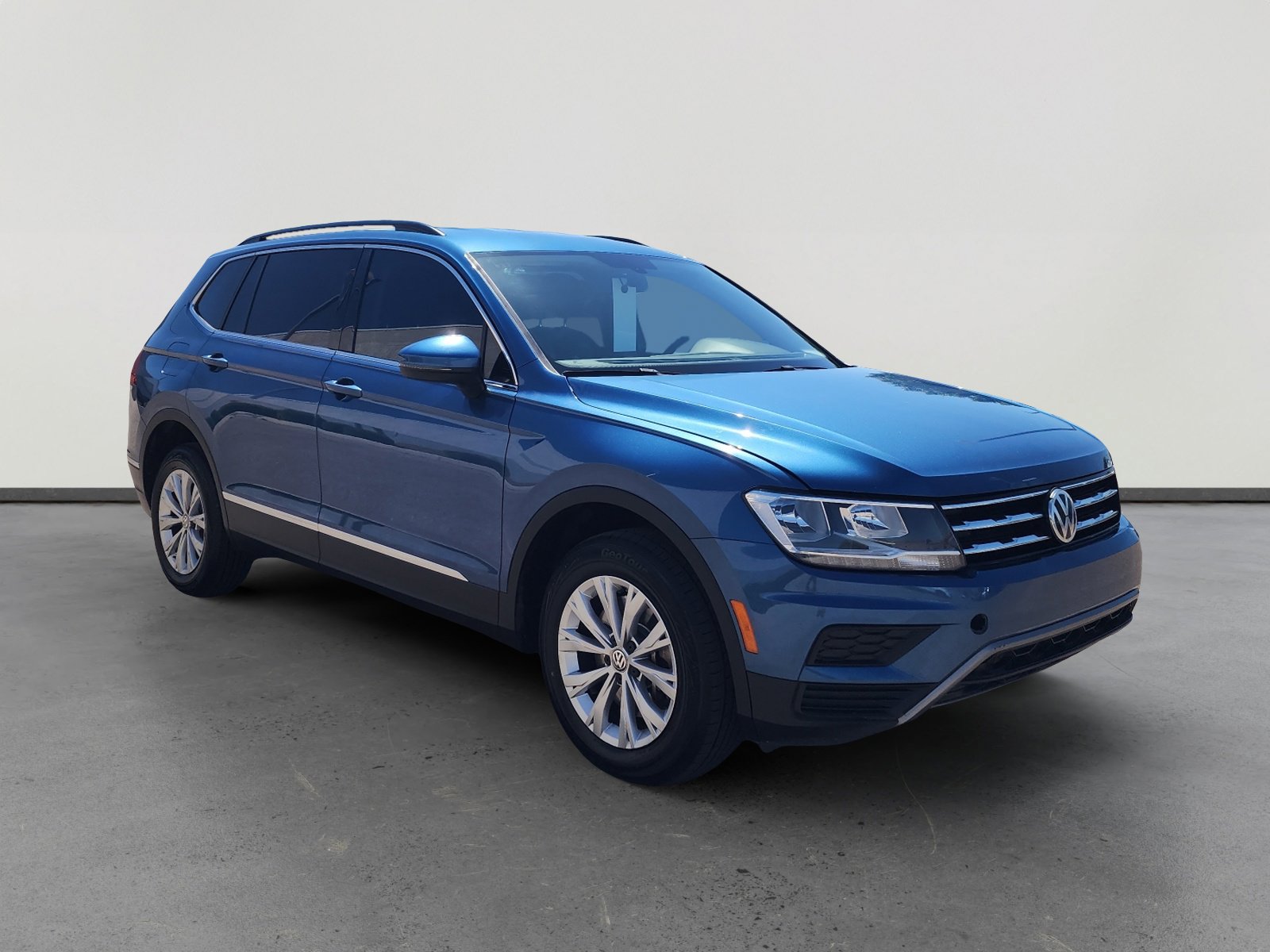 Used 2018 Volkswagen Tiguan S FWD image 7