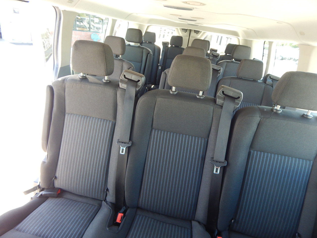 Used 2017 Ford Transit 350 XLT image 18