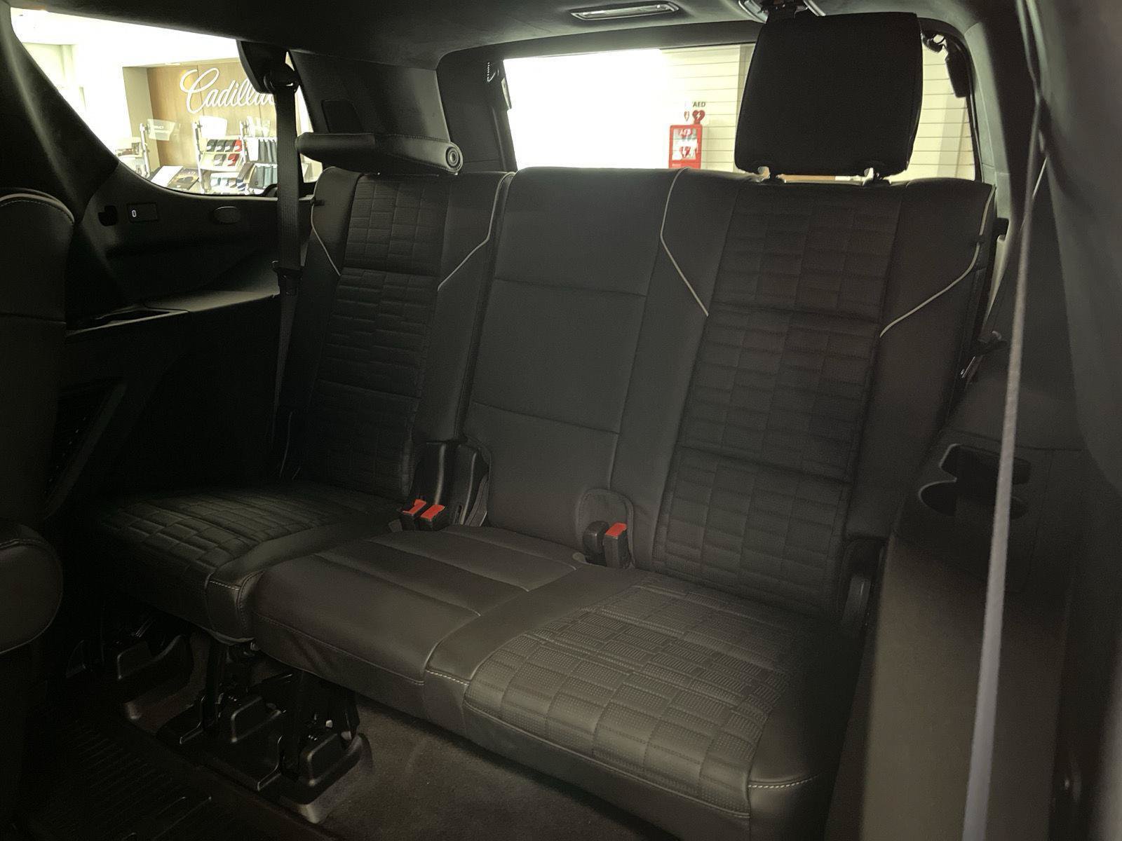 Certified 2026 Cadillac Escalade Platinum Sport w/ LPO, ONYX Package AWD/4WD image 23