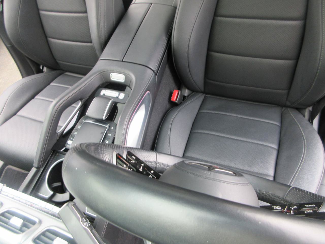 Used 2024 Mercedes-Benz GLS 450 4MATIC w/ AMG Line Exterior image 14