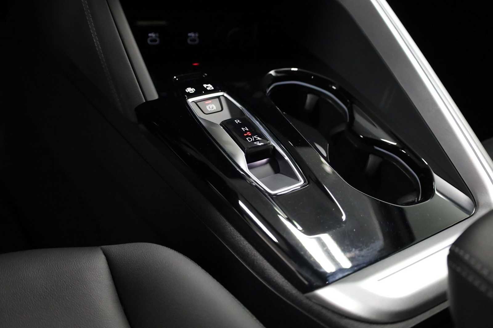 Certified 2025 Audi Q5 Premium Plus w/ Premium Plus AWD/4WD image 27