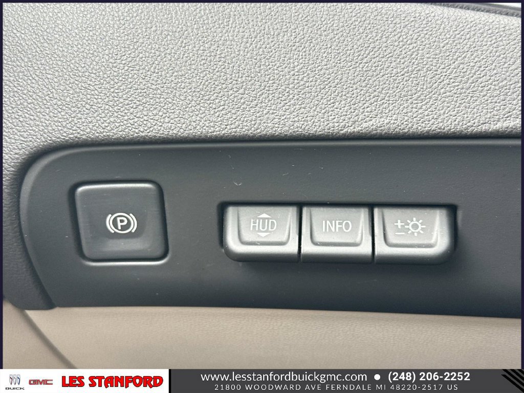 Certified 2023 Buick Enclave Avenir AWD/4WD image 28