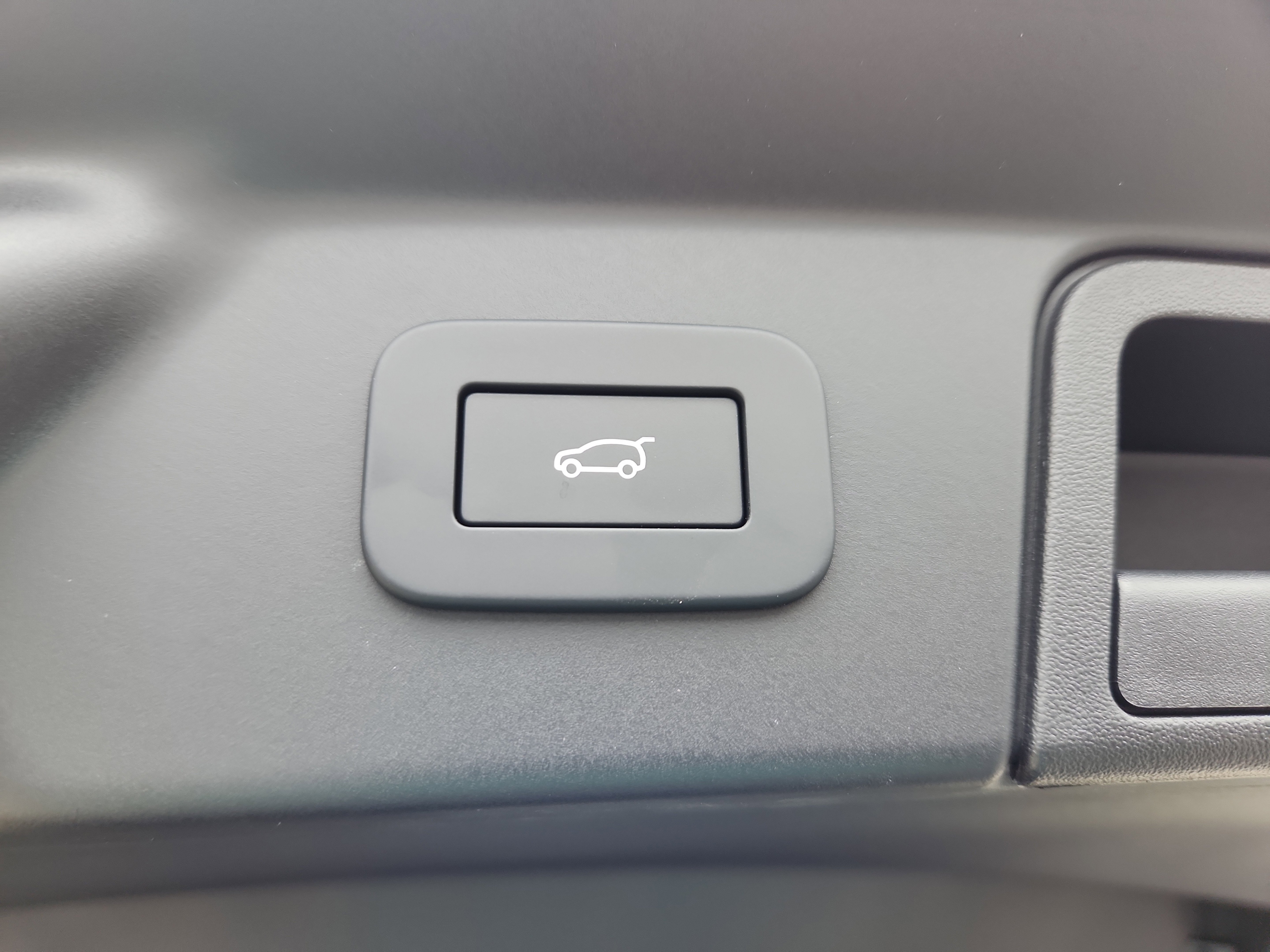 Used 2026 Land Rover Range Rover Velar Dynamic SE image 14