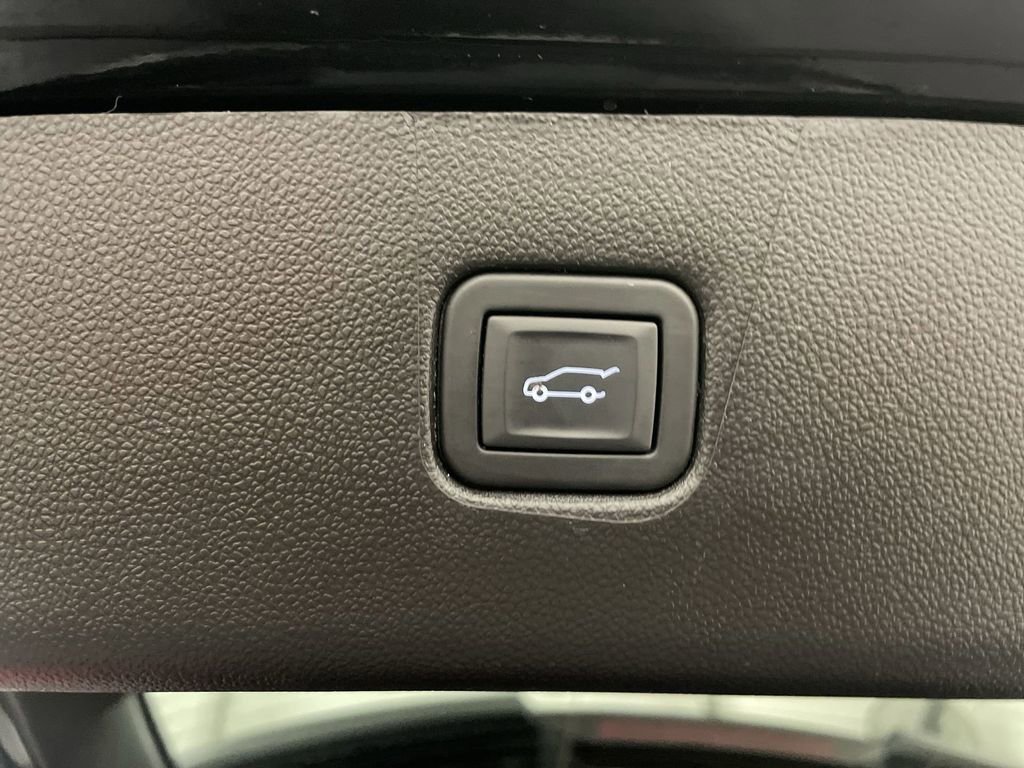 Used 2024 Chevrolet Blazer LT w/ Convenience Package FWD image 31