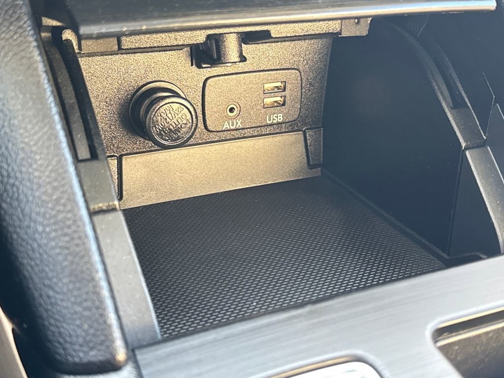 Used 2015 Subaru Legacy 2.5i Premium w/ Moonroof Package image 24