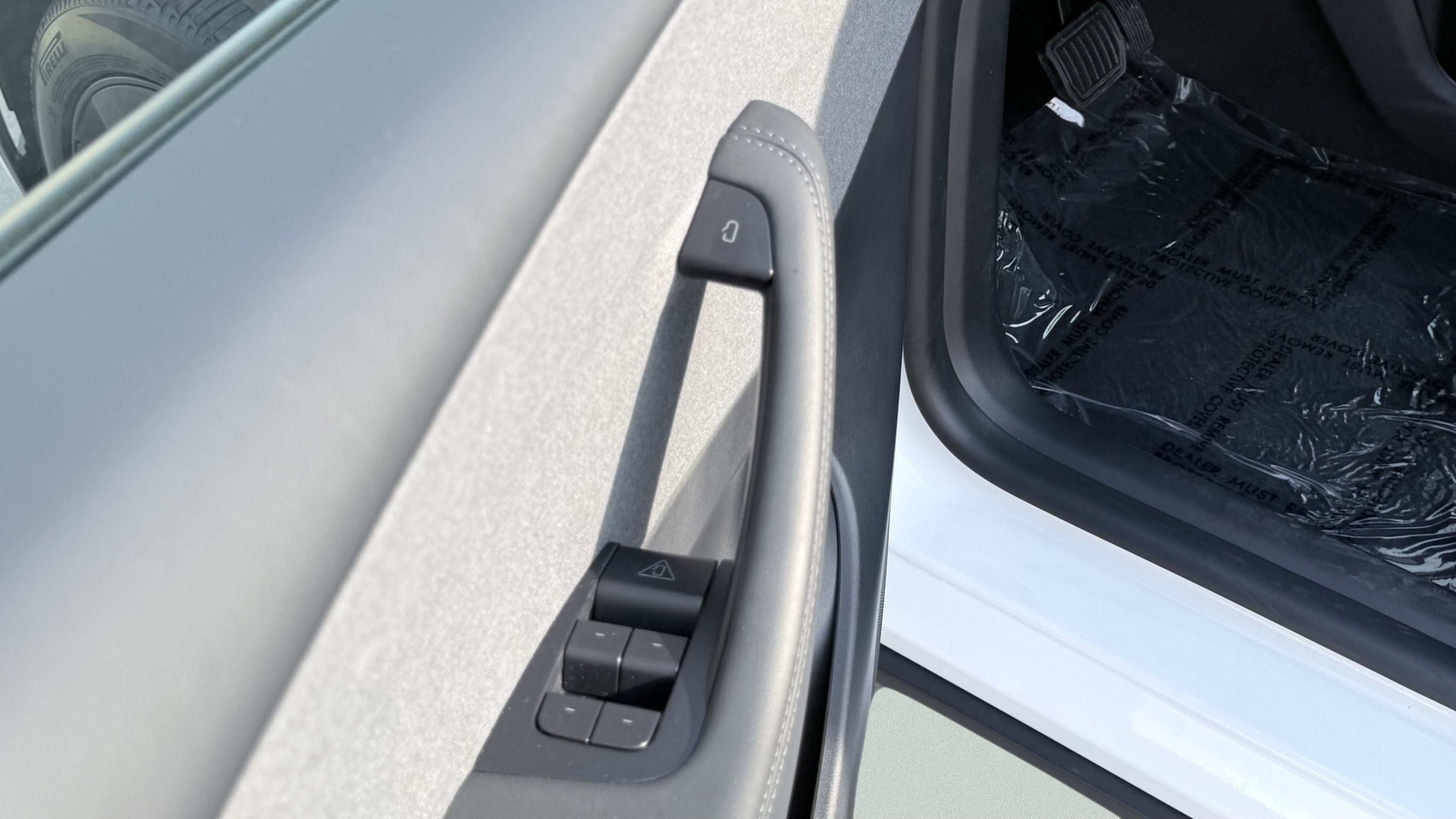 Used 2026 Tesla Model Y 2WD image 18