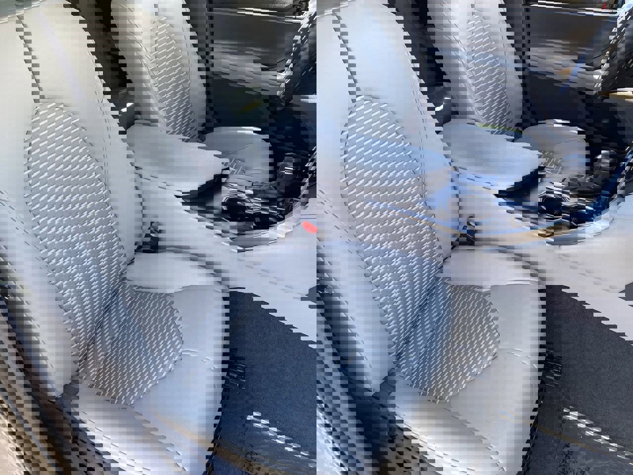 Used 2021 Toyota Camry SE w/ Carpet Mat Package (TMS) image 26