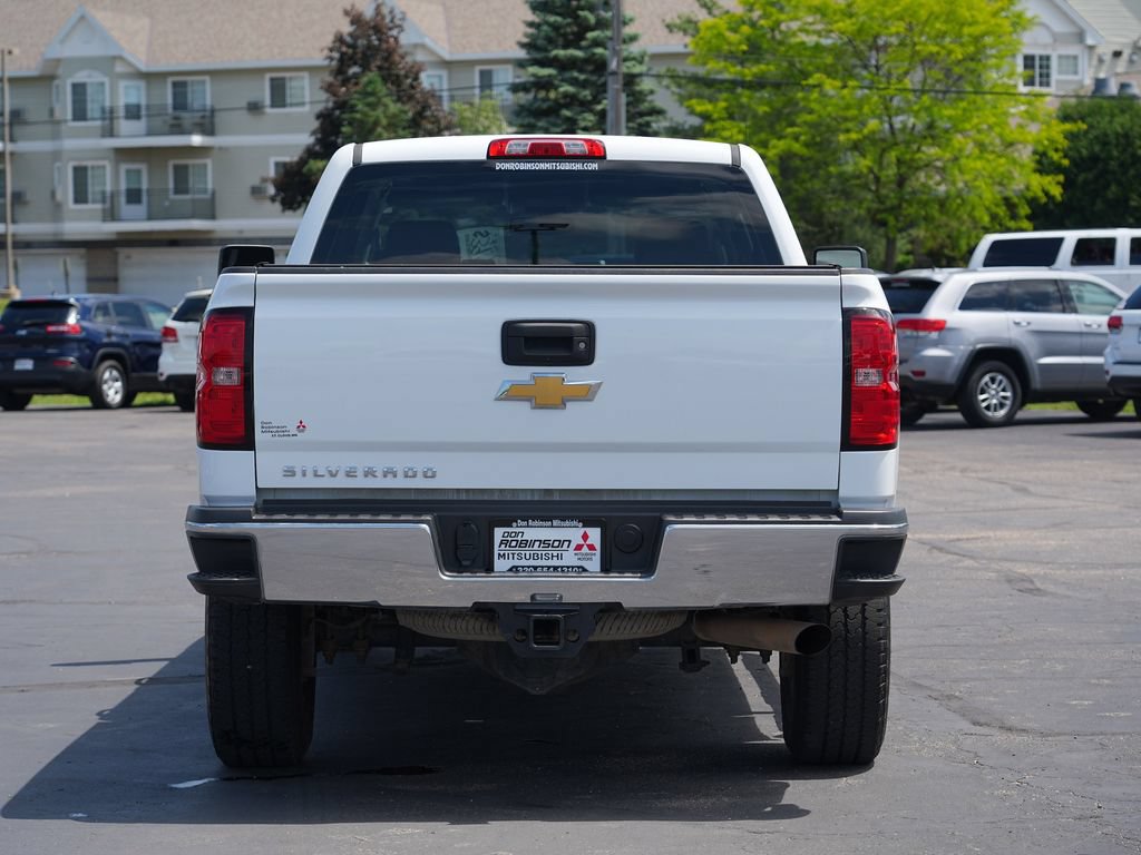 Used 2018 Chevrolet Silverado 3500 4x4 Crew Cab image 4
