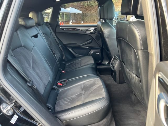 Used 2018 Porsche Macan image 11