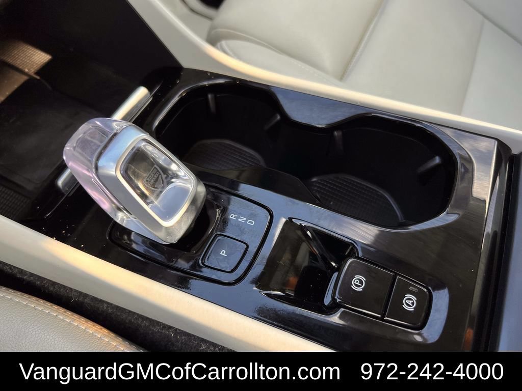 Used 2024 Volvo XC40 B5 Ultimate w/ Protection Package Premier AWD/4WD image 28
