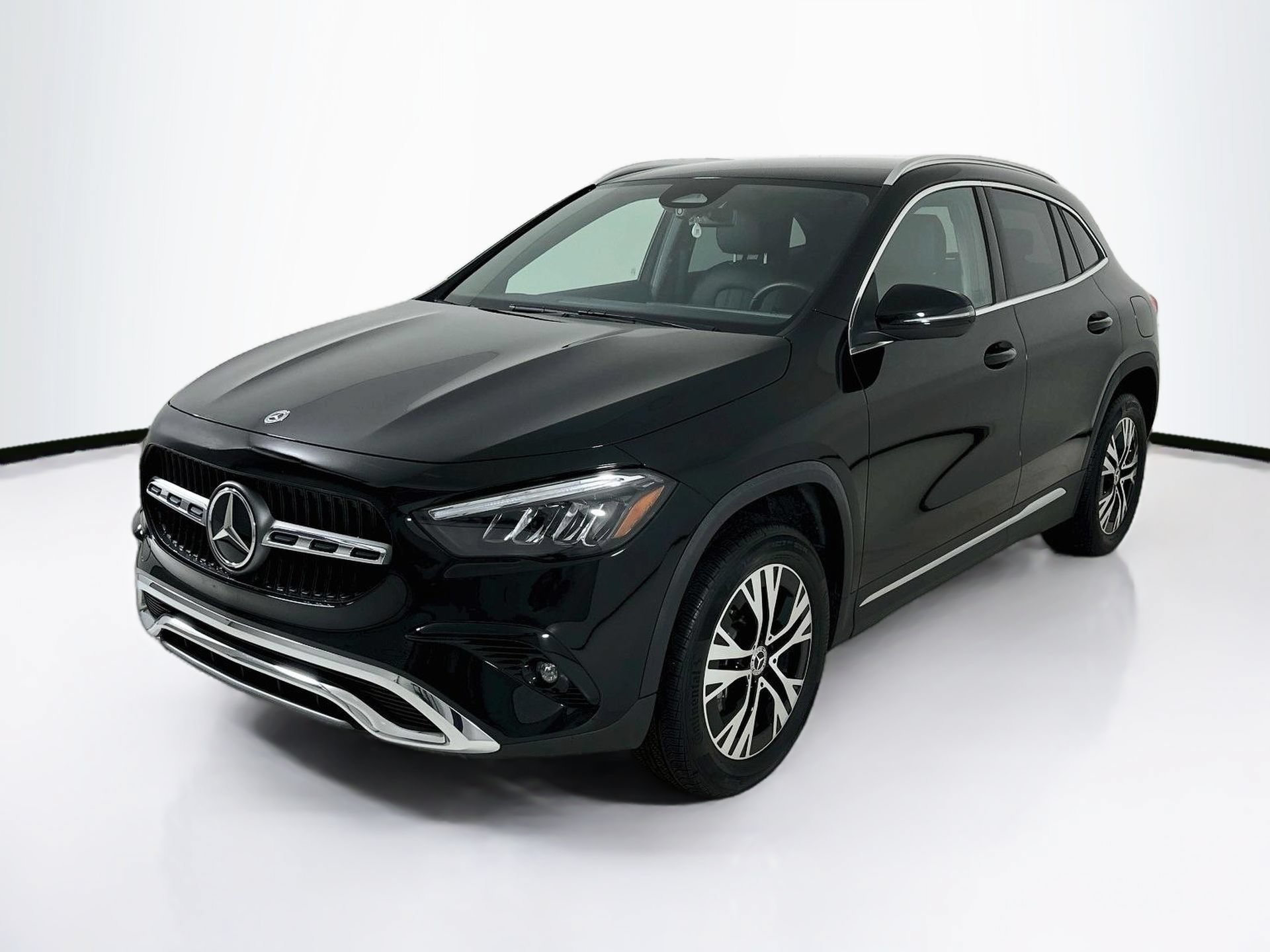 Certified 2025 Mercedes-Benz GLA 250 image 3