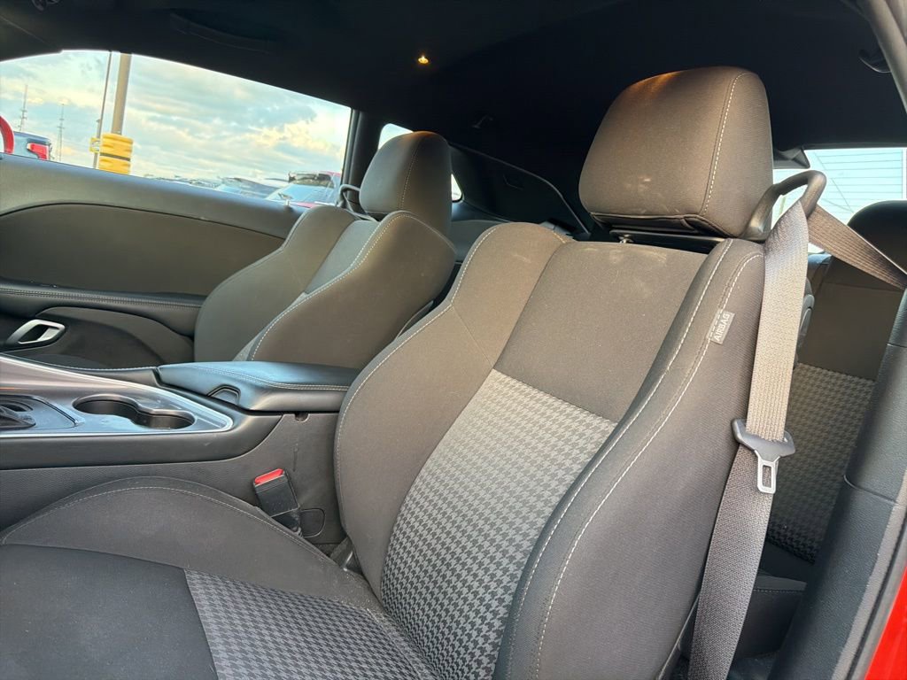 Used 2022 Dodge Challenger GT w/ Blacktop Package image 15