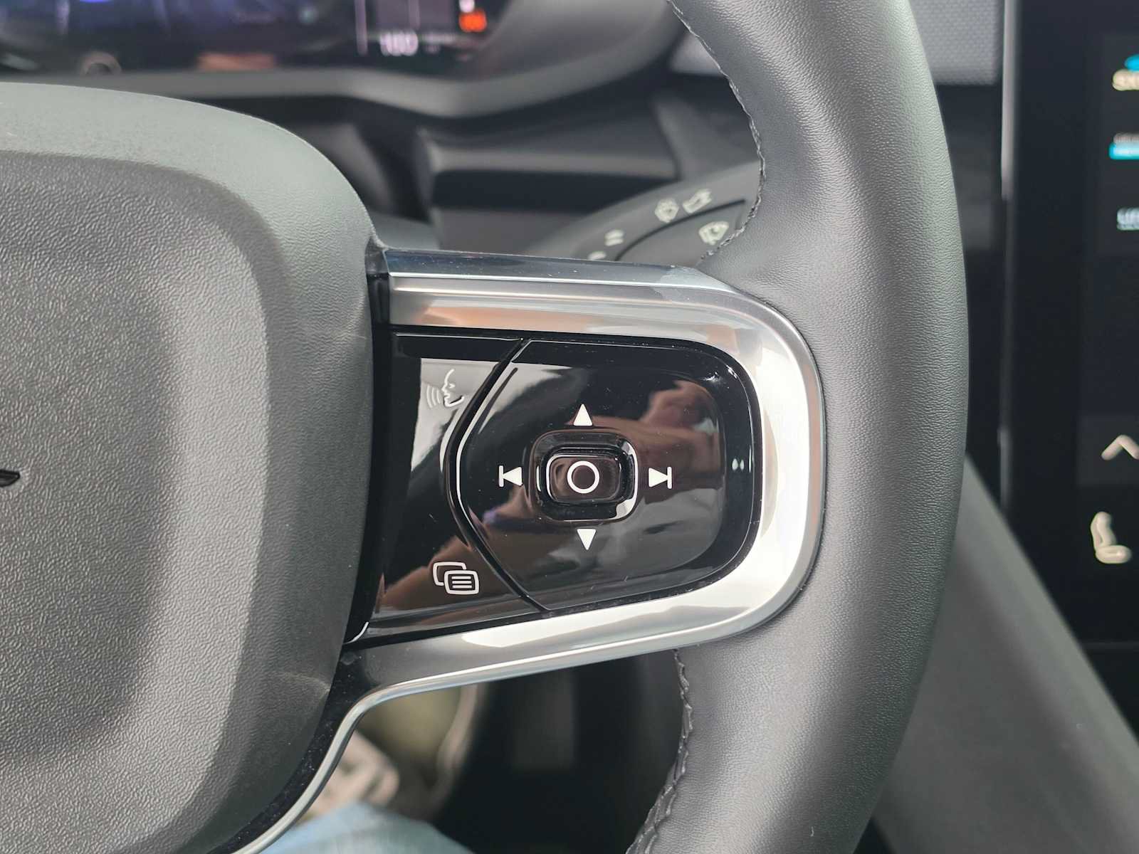 Used 2024 Polestar Polestar 2 RWD image 30