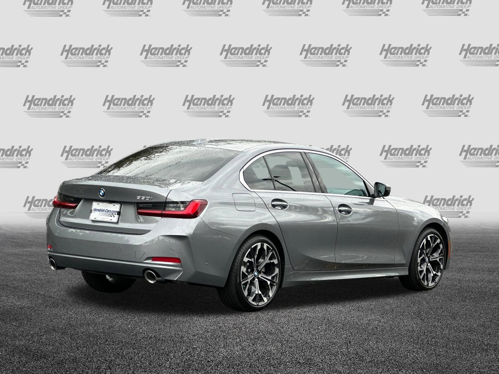 Used 2025 BMW 330i Sedan w/ Premium Package image 5