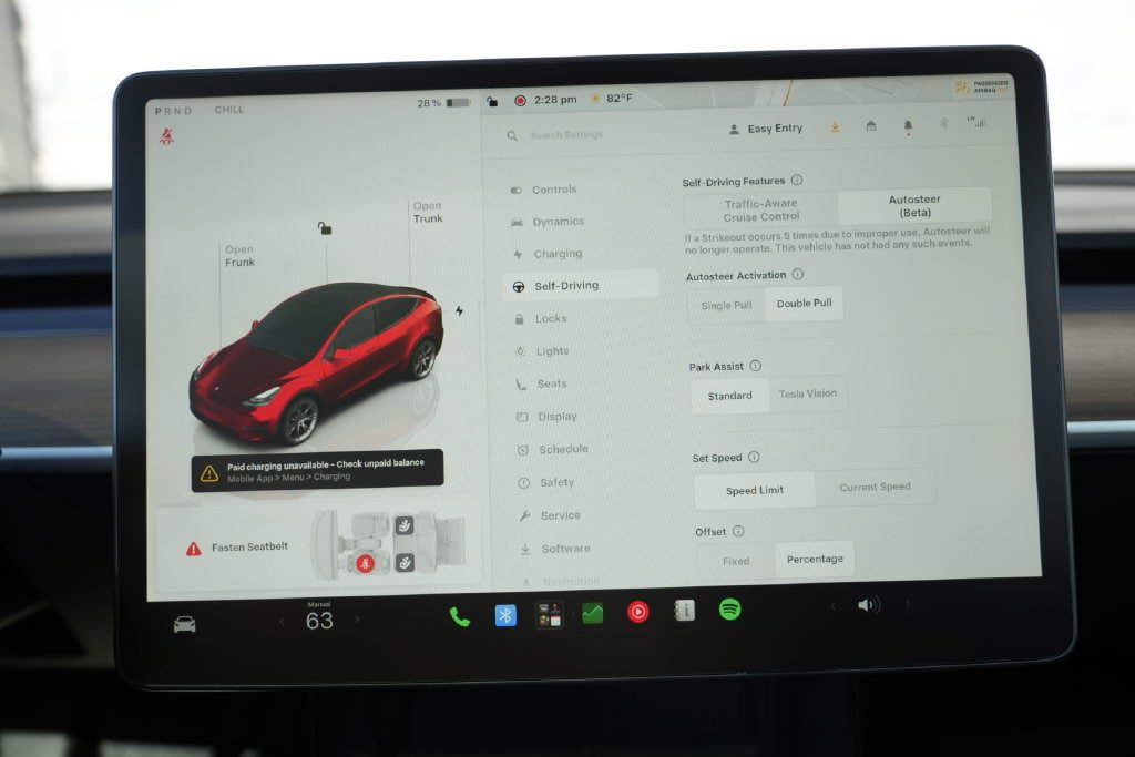 Used 2022 Tesla Model Y Long Range AWD/4WD image 53