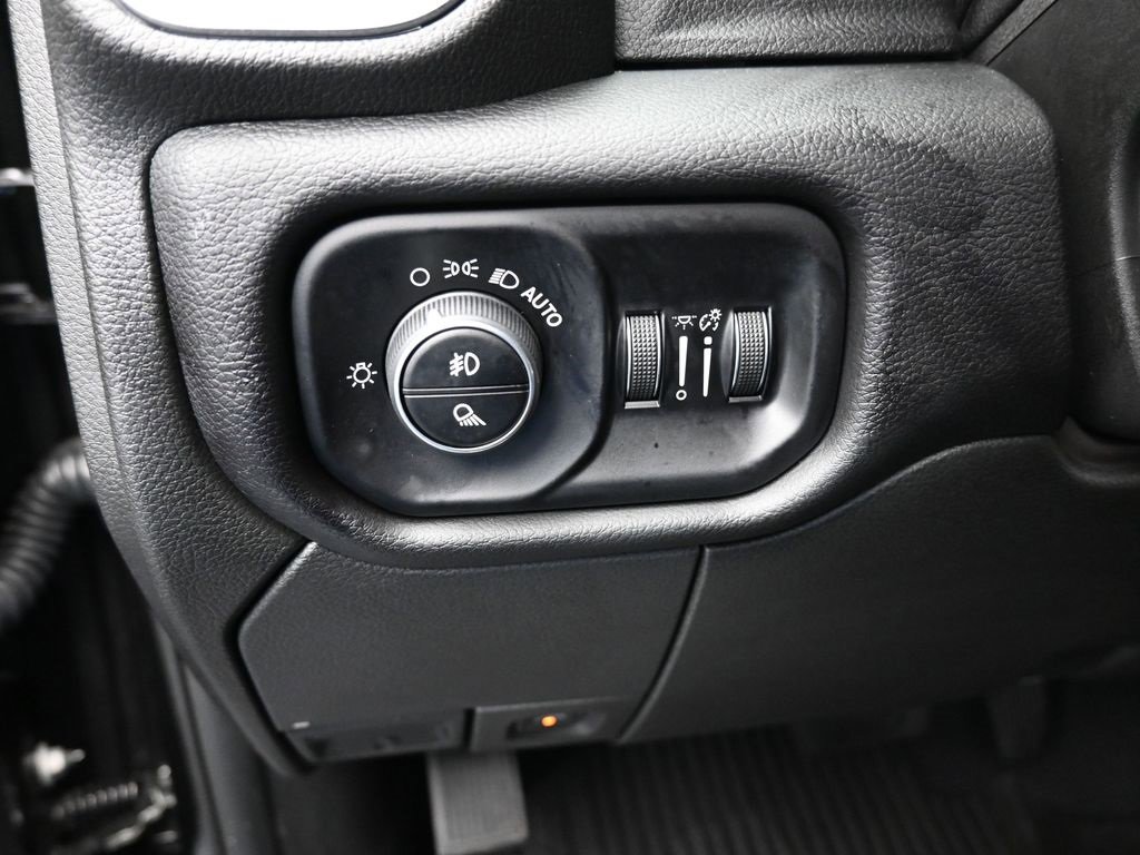 Used 2024 RAM 3500 Laramie w/ Night Edition image 9