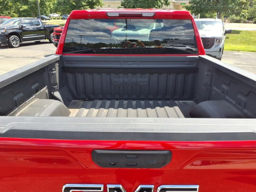 Used 2024 GMC Sierra 1500 Elevation image 6