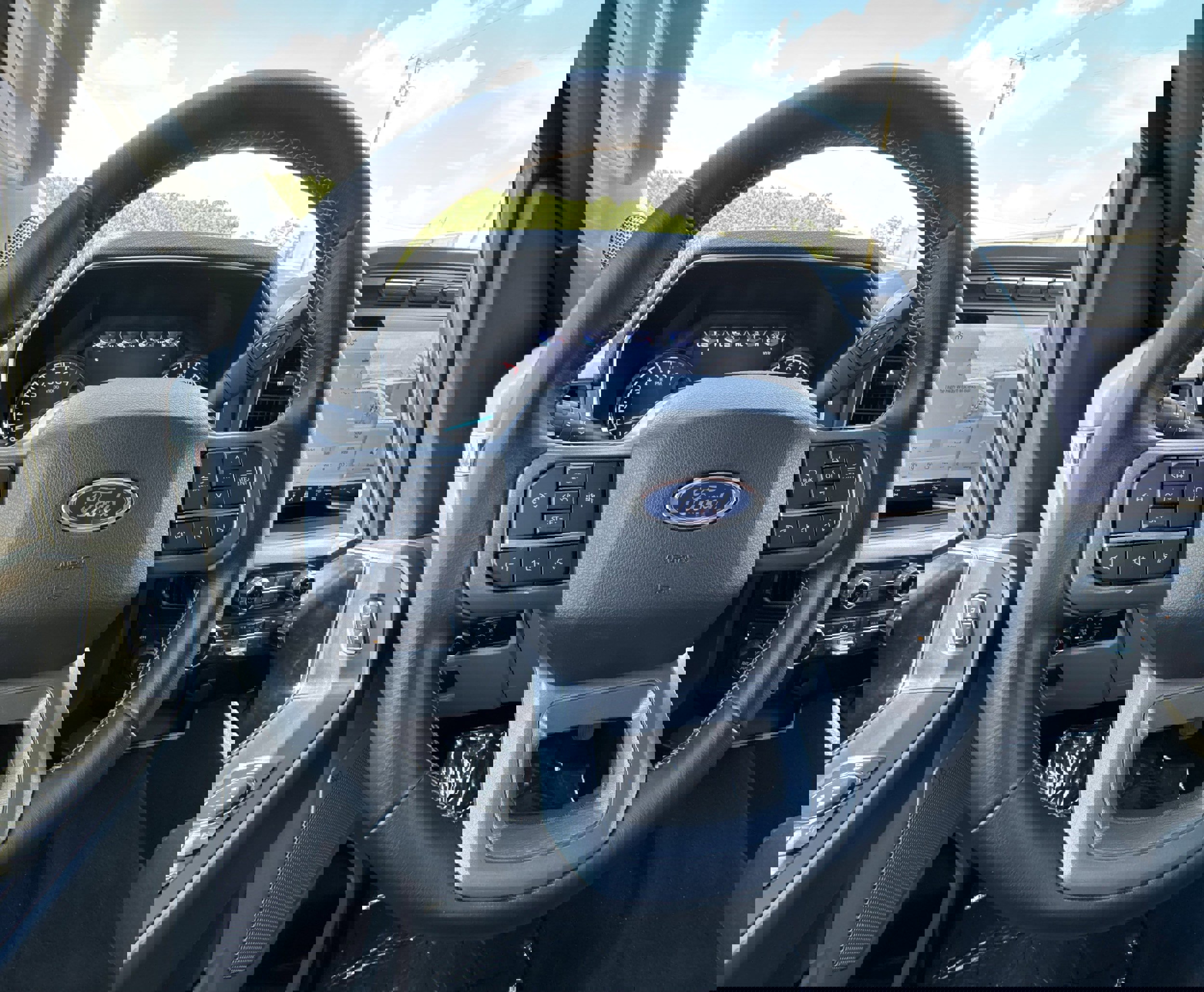 Used 2023 Ford F150 XLT w/ Equipment Group 302A High image 16