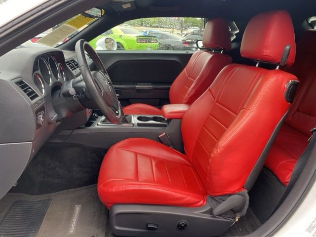 Used 2013 Dodge Challenger R/T RWD image 11
