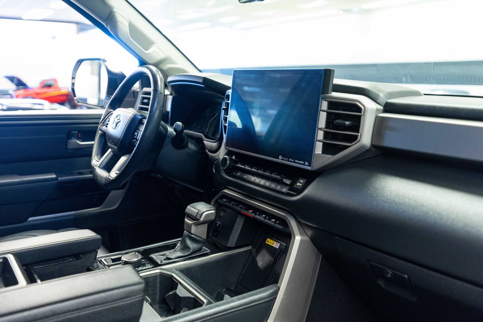Used 2023 Toyota Tundra Limited AWD/4WD image 16