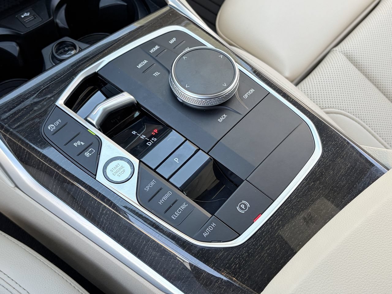 Used 2023 BMW 330e w/ Driving Assistance Package RWD image 28